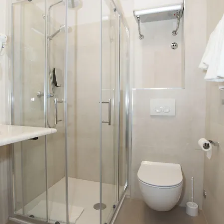 Tifani Luxury Gasthuis