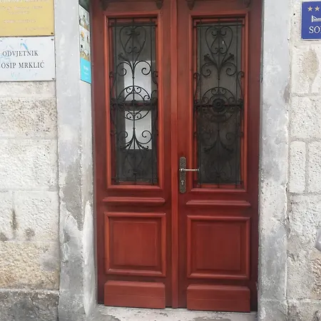 Tifani Luxury Penzion 4*