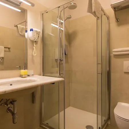 Tifani Luxury Split
