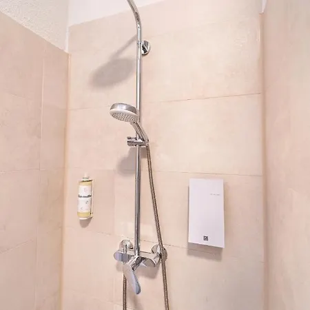 Tifani Luxury