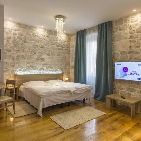 Tifani Luxury 4* Split