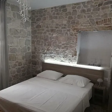 Pensionat Tifani Luxury