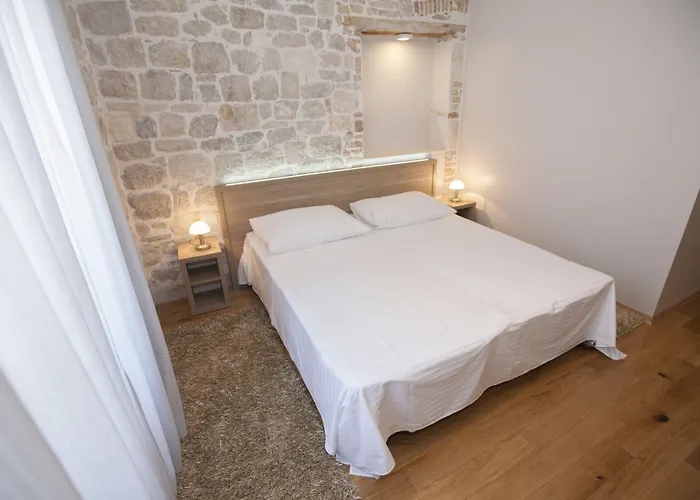 Konukevi Tifani Luxury 4*