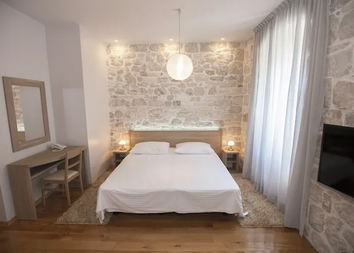 Tifani Luxury Konukevi 4*