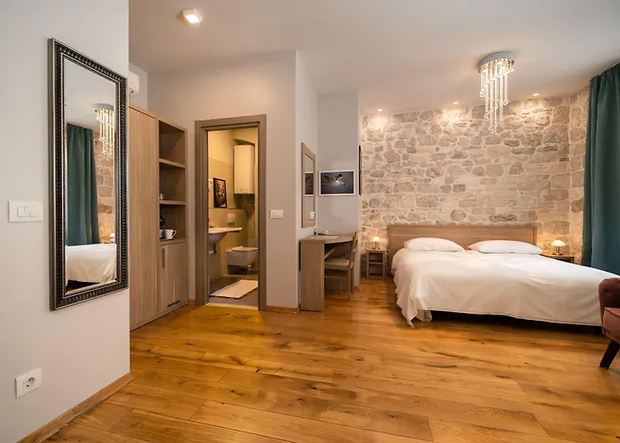 Tifani Luxury Konukevi 4*