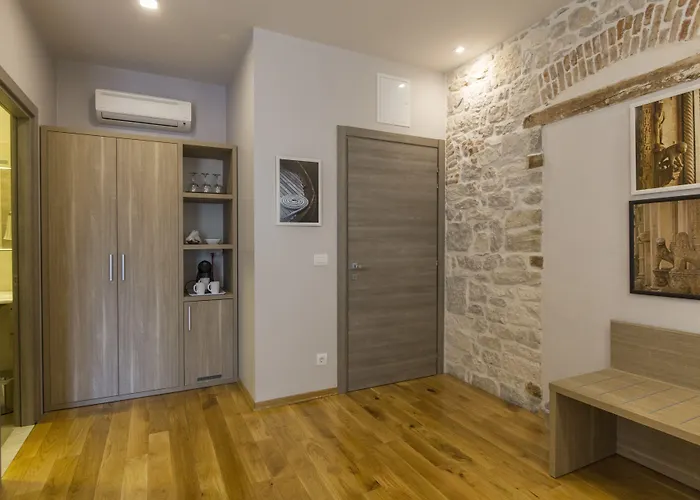 Konukevi Tifani Luxury Split