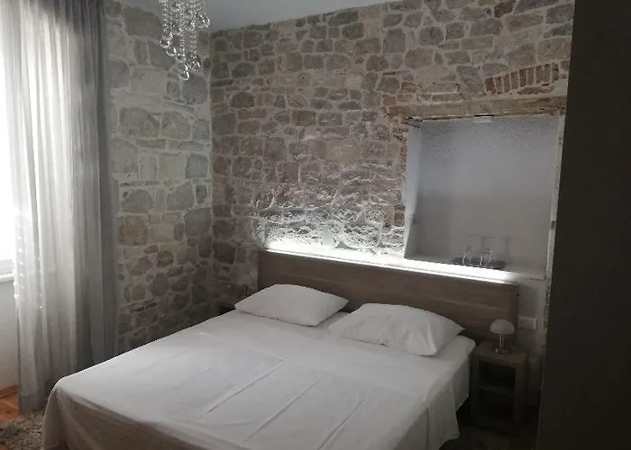 Konukevi Tifani Luxury