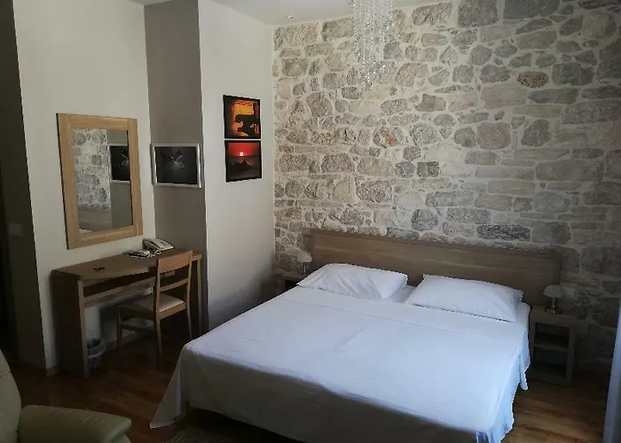 Tifani Luxury Konukevi 4*